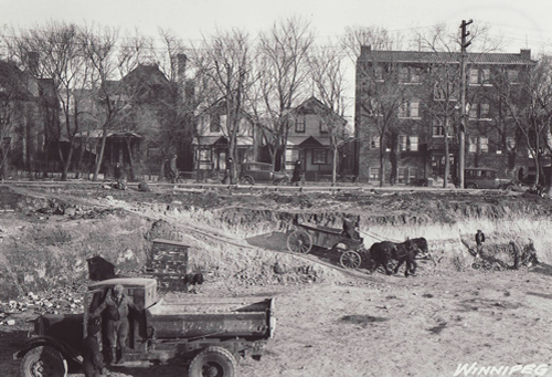 Civic Auditorium Construction (ca. 1932)&lt;br /&gt;
		[Archives of Manitoba. Winnipeg - Buildings - Municipal - Civic Auditorium 9 - No.55]