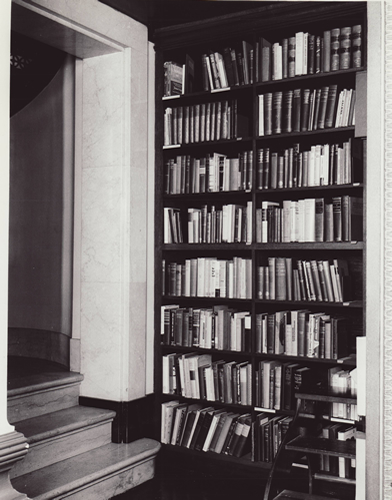 Legislative Building Reading Room (ca. 1957)&lt;br /&gt;
		[Archives of Manitoba. Legislative Building/Broadway - Interior - Legislative Library 8 - WG2-15]