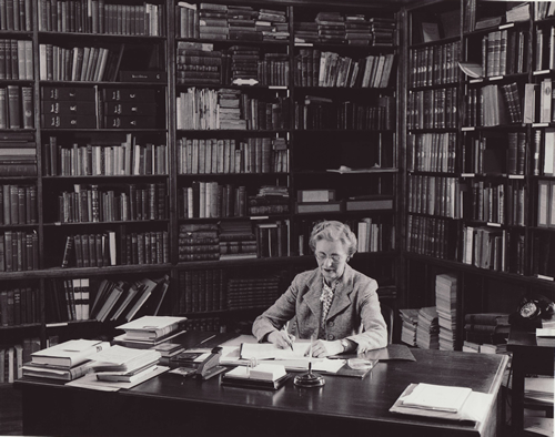 Marjory Morley - Legislative Librarian (ca. 1957)&lt;br /&gt;
		[Archives of Manitoba. Legislative Building/Broadway - Interior - Legislative Library 10 - WG2-16]